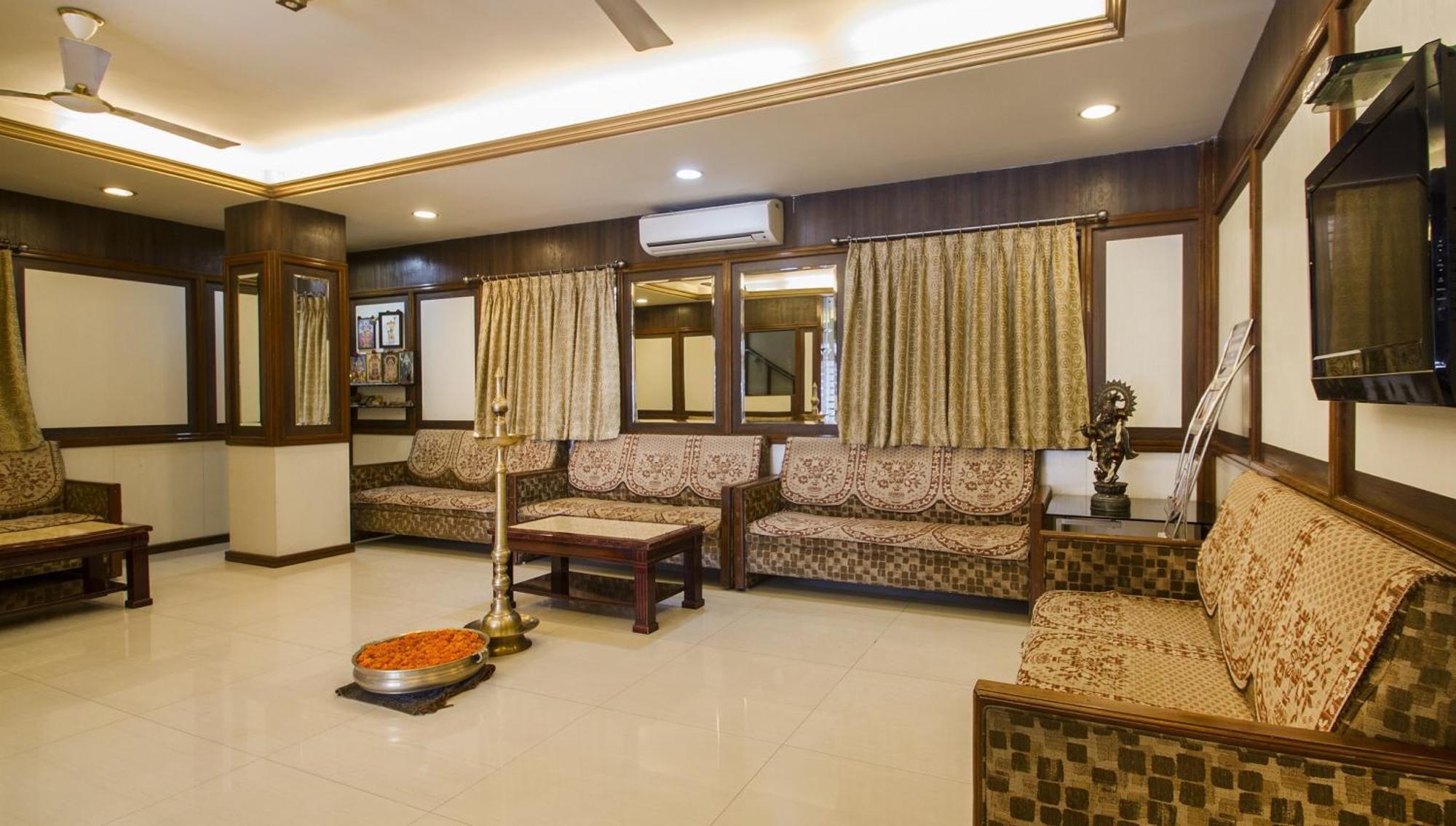 Hotel O Surya Residency Гайдарабад Екстер'єр фото